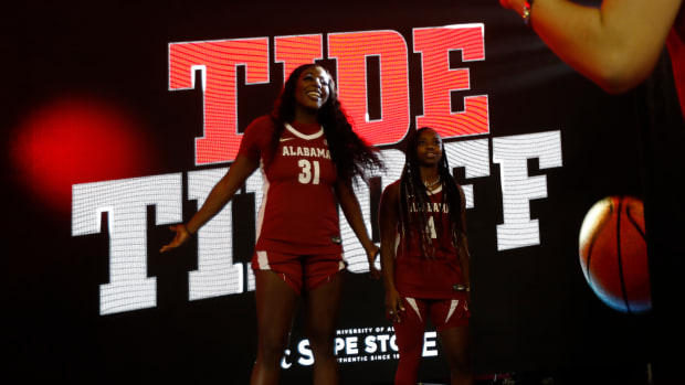 Alabama women's basketball players Jada Rice and Taylor Sutton at 2021 Tide Tipoff